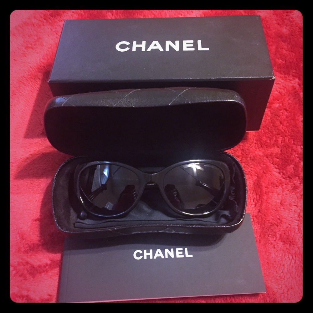 Chanel Sunglasses 💯% Authentic.